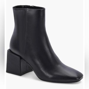 Dolce Vita Women's Imogen Fashion Boot, Black Leather H2o